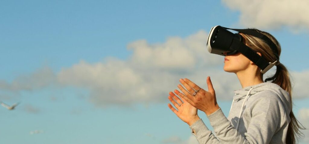 Web3 and the Metaverse The Future of the Internet, Decentralized Technologies, and Virtual Worlds