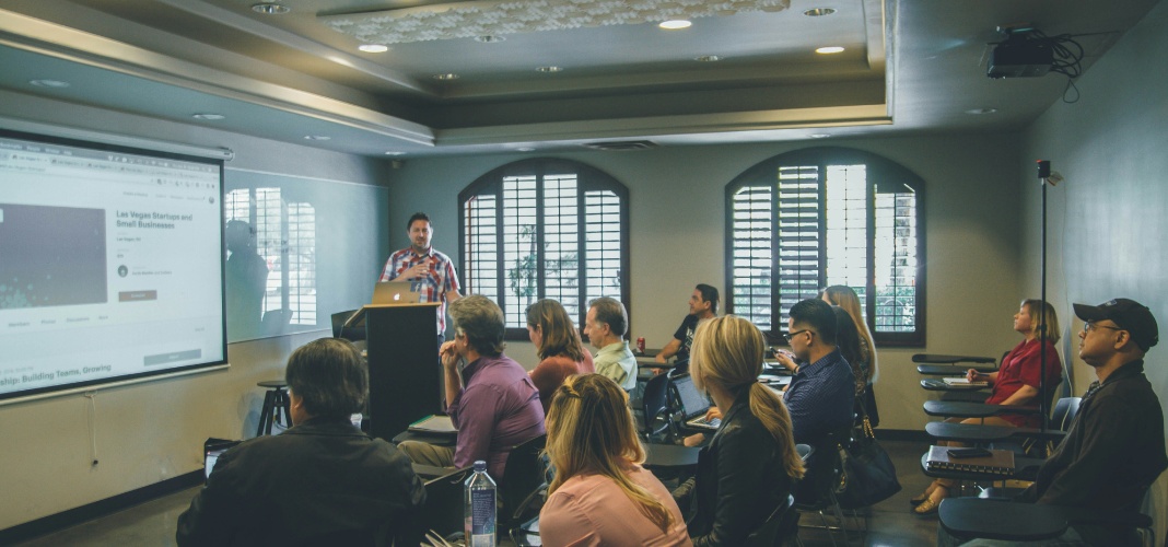5 Business Workshop Ideas to Promote Creative Thinking