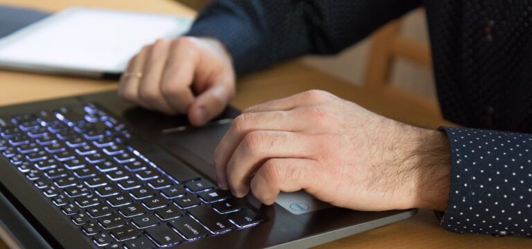 How to Avoid Shadow IT in a BYOD Environment