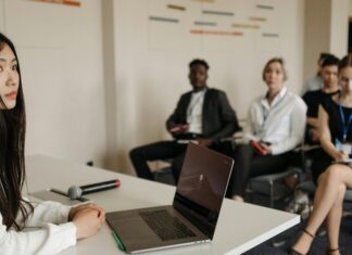 Internet Memes at Work: Adding Humor to Business Presentations Internet Memes at Work: Adding Humor to Business Presentations