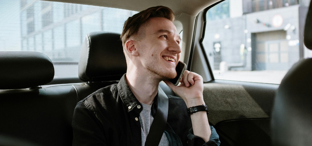 Vehicle-to-Vehicle Communication in 2025 The Future of Safer, Smarter Mobility