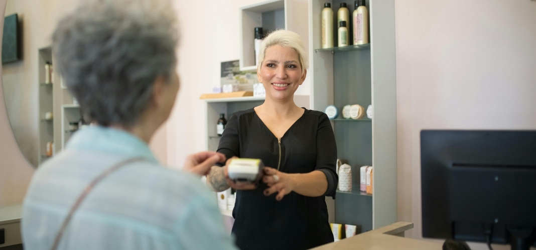 Scalable Data Streaming Solutions for Cloud-Native Applications