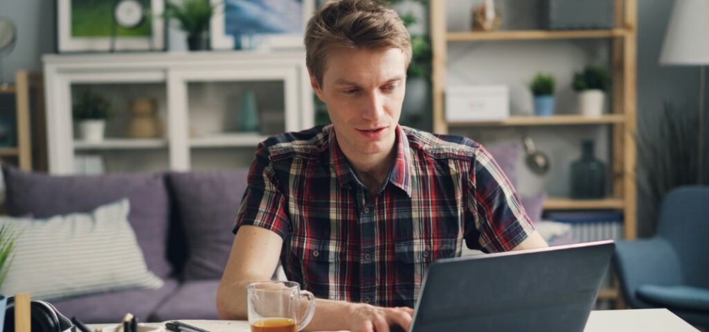 Beyond Compliance: The Strategic Value of Data Lineage Tracking Tools