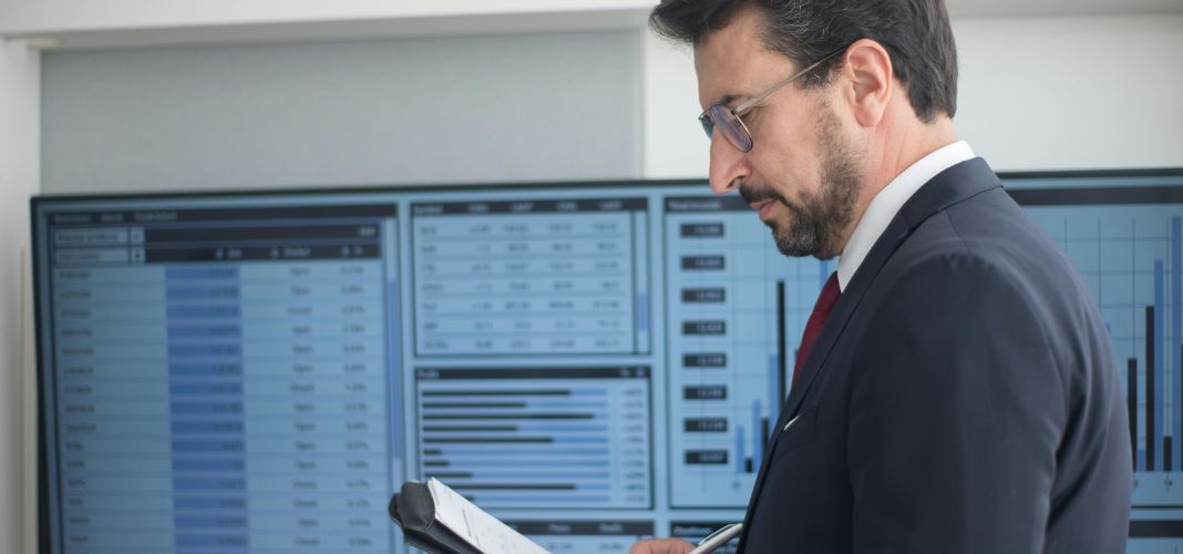 How Data Governance Compliance Protects Your Business from Risk